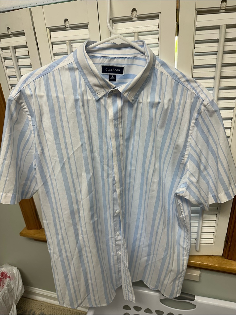 Men’s club room L button front summer shirt